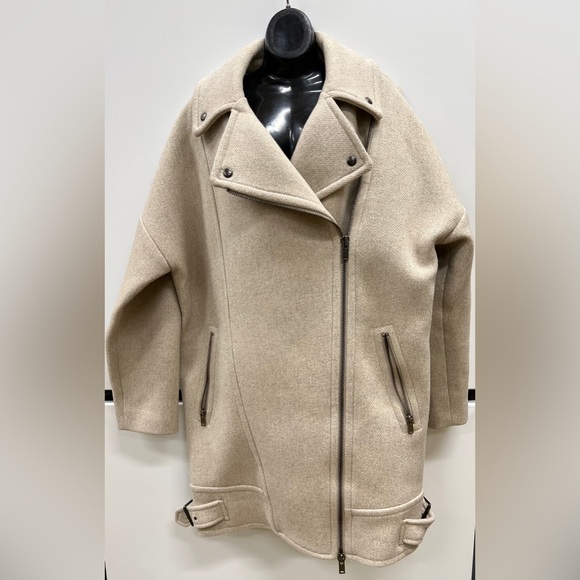 Banana Republic Jackets & Blazers - Banana Republic, Oversized, Zippered Wool coat. Size M